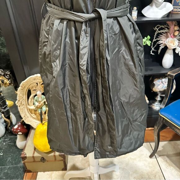 Liberzen Green Full Zip Mini Dress Size 6 NWOT - Picture 4 of 16